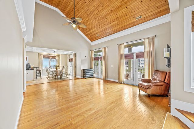 1011 Clubhouse Dr., North Myrtle Beach, SC 29582