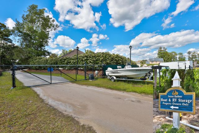 1011 Clubhouse Dr., North Myrtle Beach, SC 29582