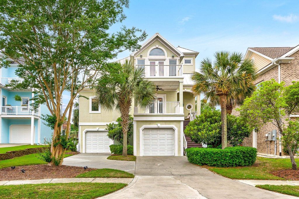 1011 Clubhouse Dr., North Myrtle Beach, SC 29582