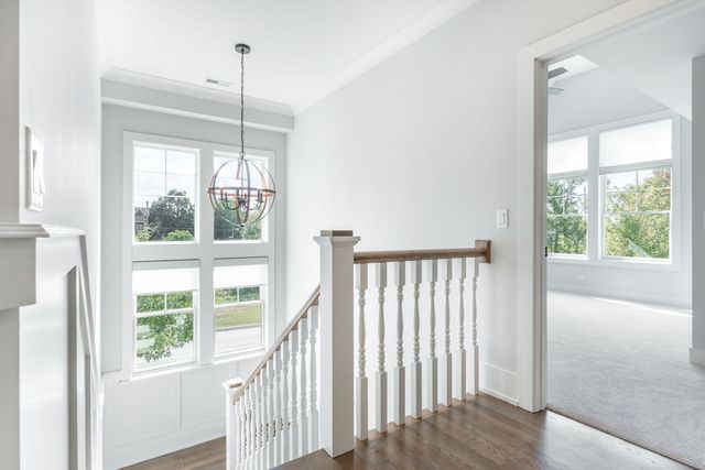 469 S Sunnyside Avenue, Elmhurst, IL 60126