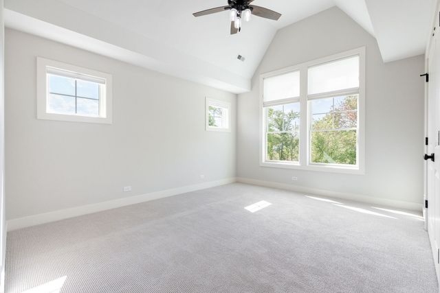 469 S Sunnyside Avenue, Elmhurst, IL 60126