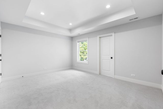 469 S Sunnyside Avenue, Elmhurst, IL 60126