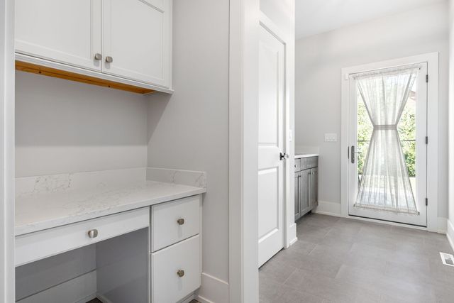 469 S Sunnyside Avenue, Elmhurst, IL 60126