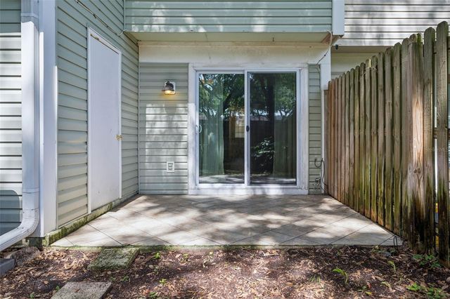 11325 STRATTON PARK DRIVE 11325, Tampa, FL 33617