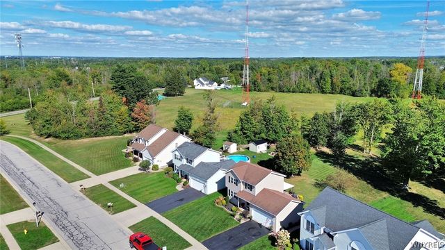 5127 Briercliff Drive, Hamburg, NY 14075