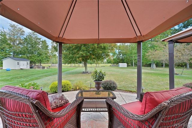 5127 Briercliff Drive, Hamburg, NY 14075
