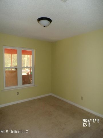 487 Silver Ridge Avenue, Gulfport, MS 39507