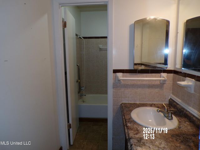 487 Silver Ridge Avenue, Gulfport, MS 39507