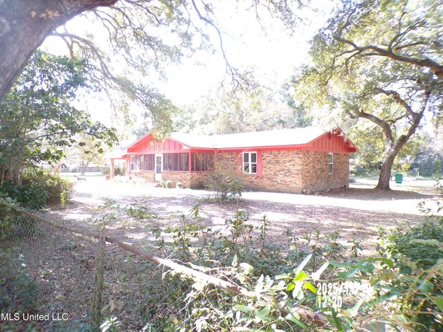 487 Silver Ridge Avenue, Gulfport, MS 39507