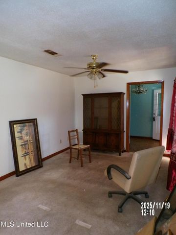 487 Silver Ridge Avenue, Gulfport, MS 39507