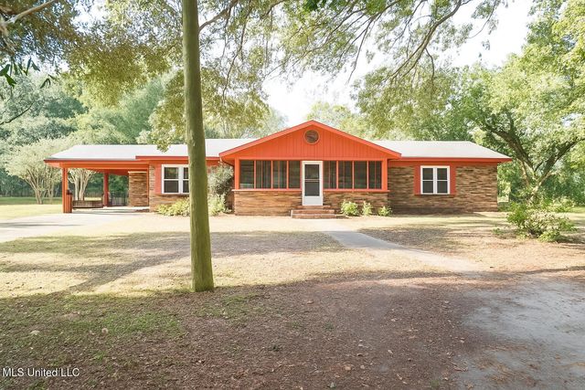 487 Silver Ridge Avenue, Gulfport, MS 39507