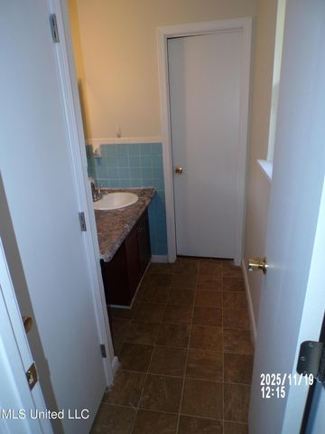 487 Silver Ridge Avenue, Gulfport, MS 39507