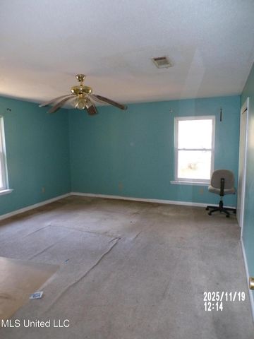 487 Silver Ridge Avenue, Gulfport, MS 39507