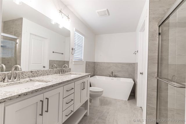 15030 S Poplar Street, Glenpool, OK 74033