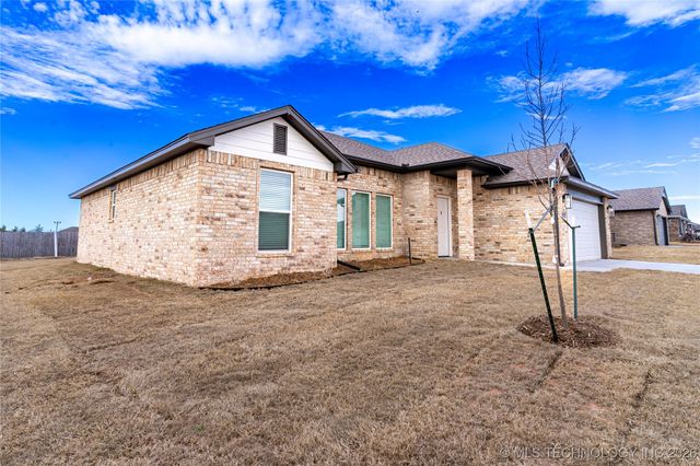 15030 S Poplar Street, Glenpool, OK 74033