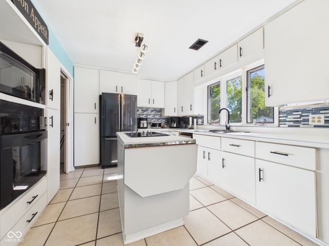 3929 Haven Place, Anderson, IN 46011