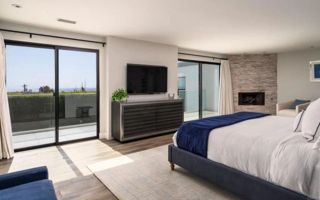 1632 Brahms, Cardiff By The Sea, CA 92007