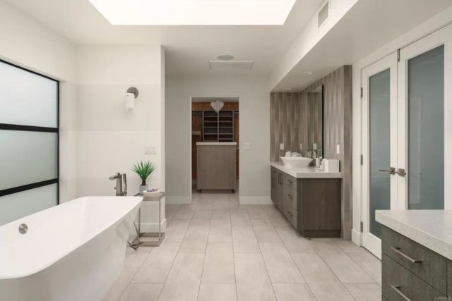 1632 Brahms, Cardiff By The Sea, CA 92007