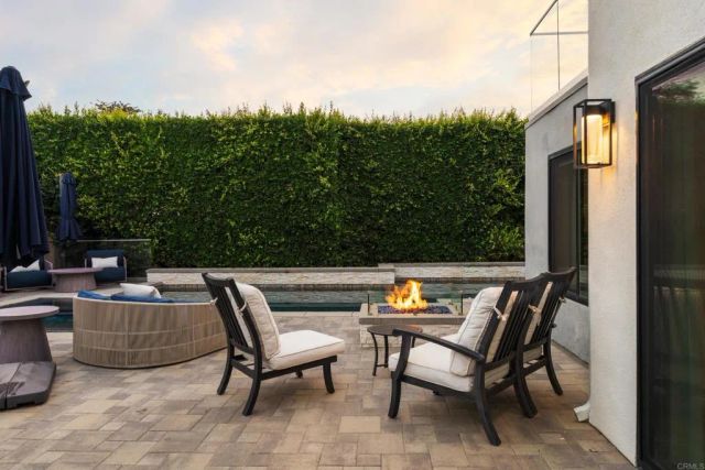1632 Brahms, Cardiff By The Sea, CA 92007