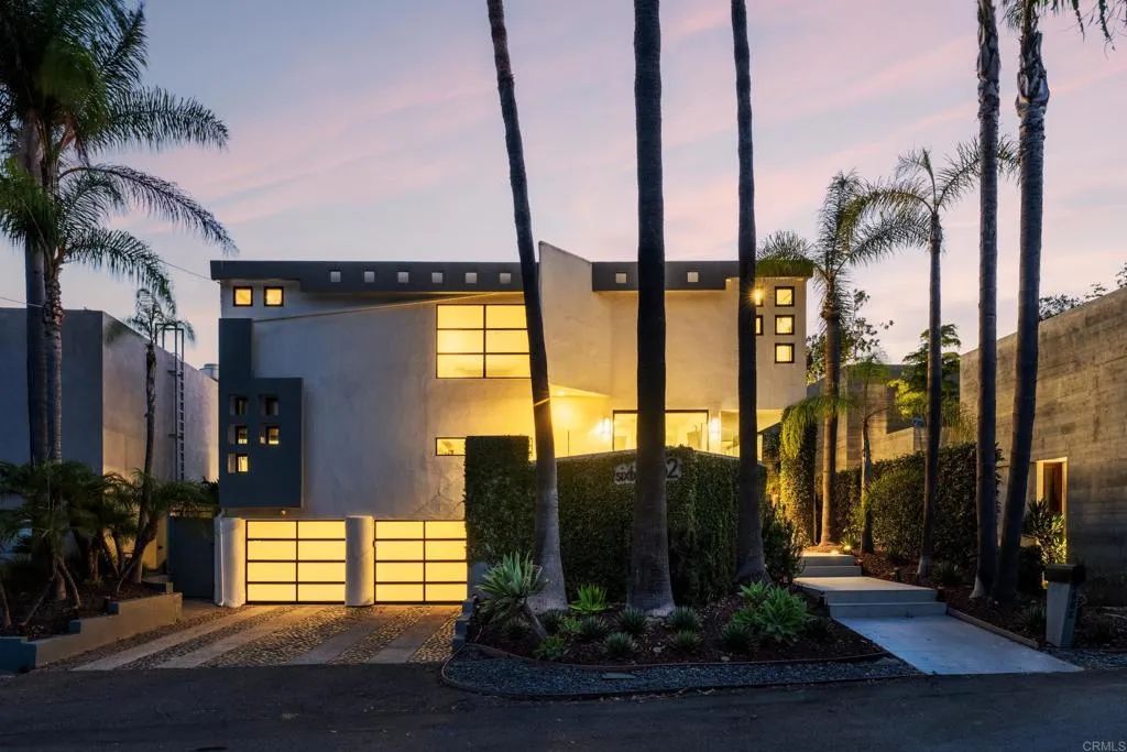 1632 Brahms, Cardiff By The Sea, CA 92007