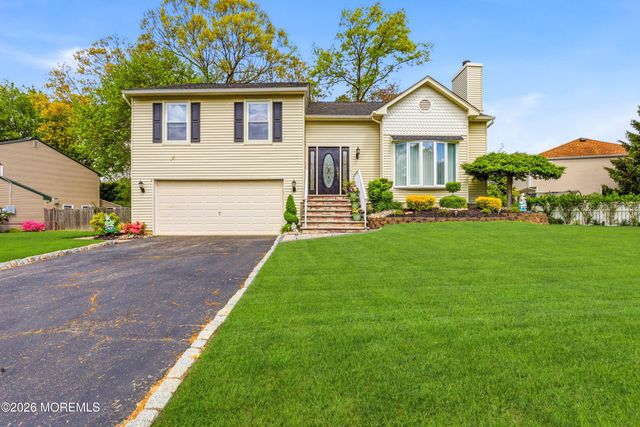 56 Sami Drive, Howell, NJ 07731
