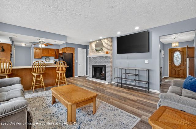 6545 W Galway Circle, Dimondale, MI 48821