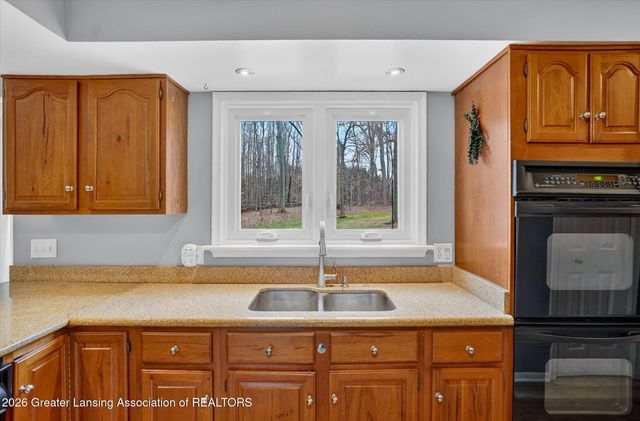 6545 W Galway Circle, Dimondale, MI 48821