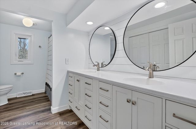 6545 W Galway Circle, Dimondale, MI 48821