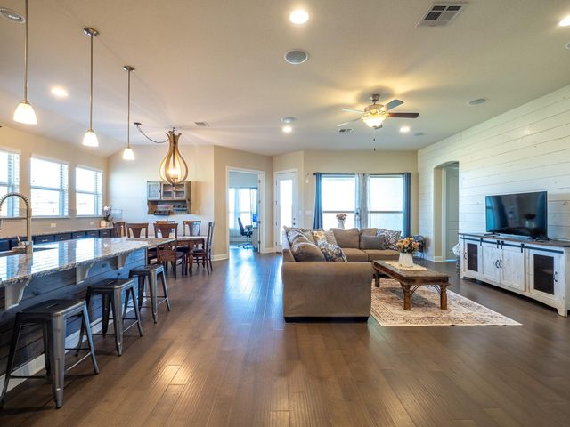 2301 Palazzo CT, Round Rock, TX 78665