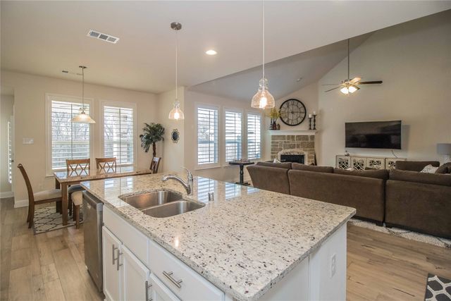 908 Foxglove Drive, Little Elm, TX 75068