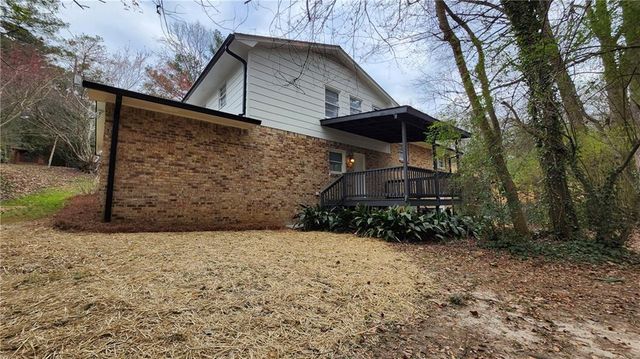 2109 Newgate Drive, Decatur, GA 30035