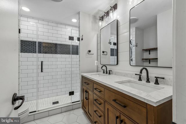 6009 MCALESTER WAY, Centreville, VA 20121