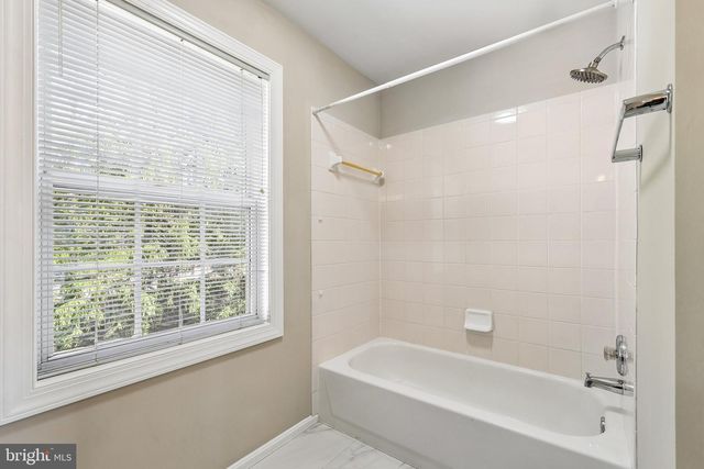 6009 MCALESTER WAY, Centreville, VA 20121