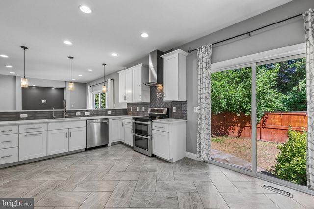 6009 MCALESTER WAY, Centreville, VA 20121