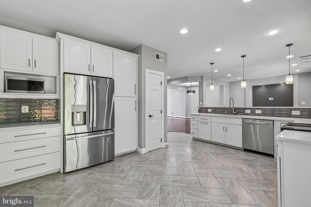 6009 MCALESTER WAY, Centreville, VA 20121