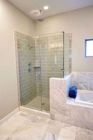 5817 E Post Oak Lane, Houston, TX 77055
