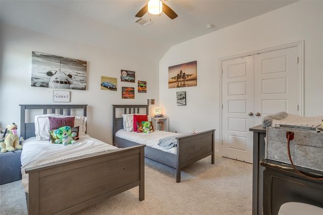 517 Ramon Street, Burleson, TX 76028