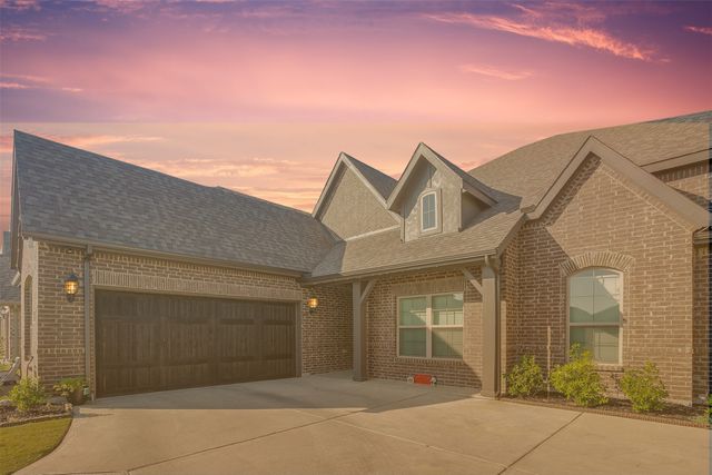 517 Ramon Street, Burleson, TX 76028