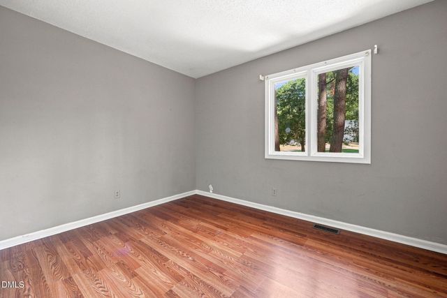 1707 Lynwood Circle, Sanford, NC 27330