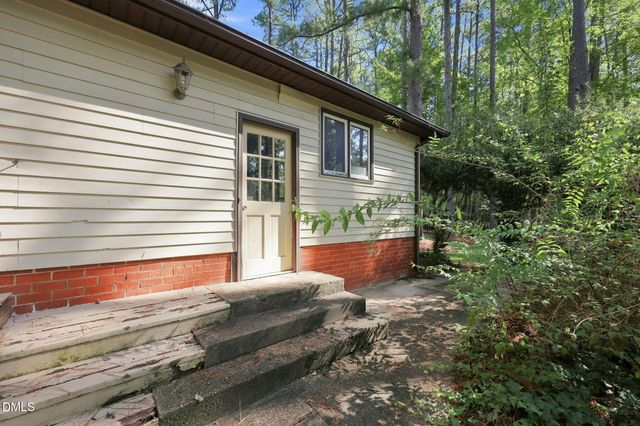 1707 Lynwood Circle, Sanford, NC 27330