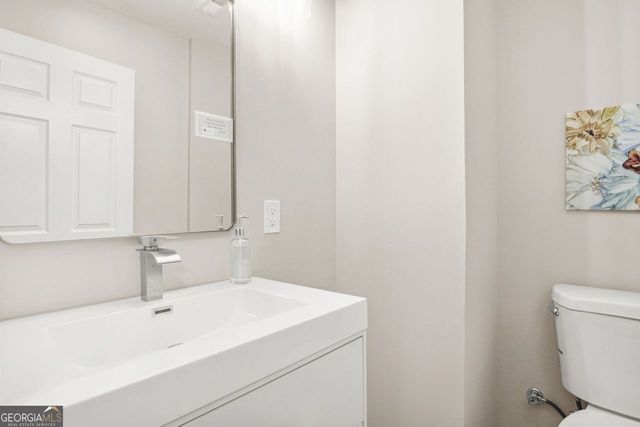3465 STONEWALL TELL, Atlanta, GA 30349