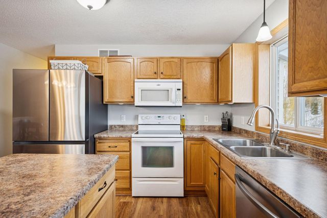 225 18th Avenue SE, Saint Joseph, MN 56374