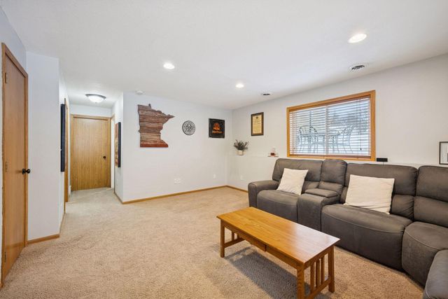 225 18th Avenue SE, Saint Joseph, MN 56374