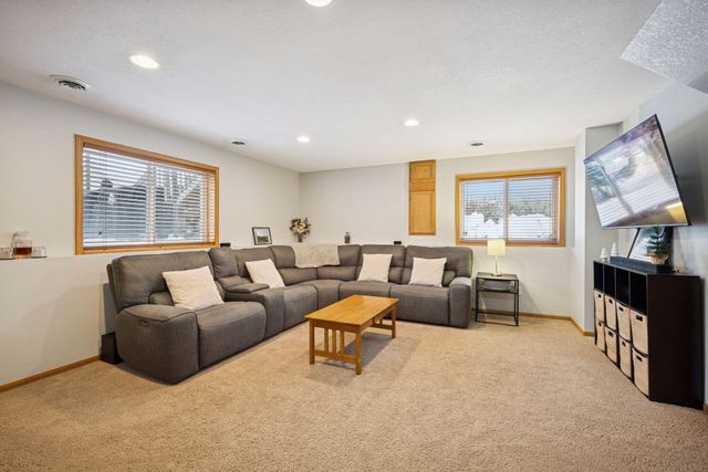 225 18th Avenue SE, Saint Joseph, MN 56374