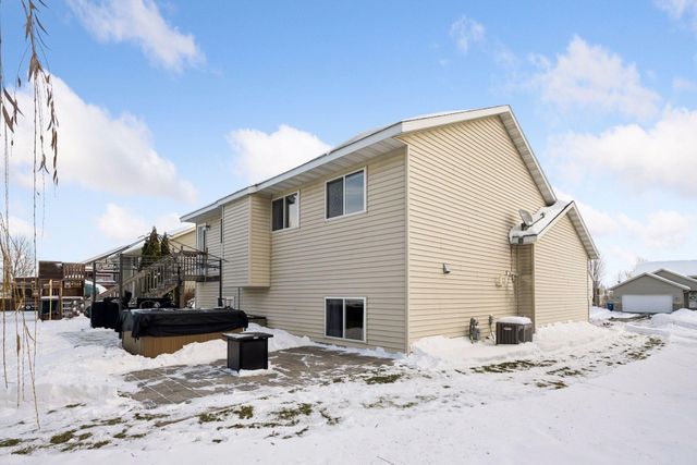 225 18th Avenue SE, Saint Joseph, MN 56374