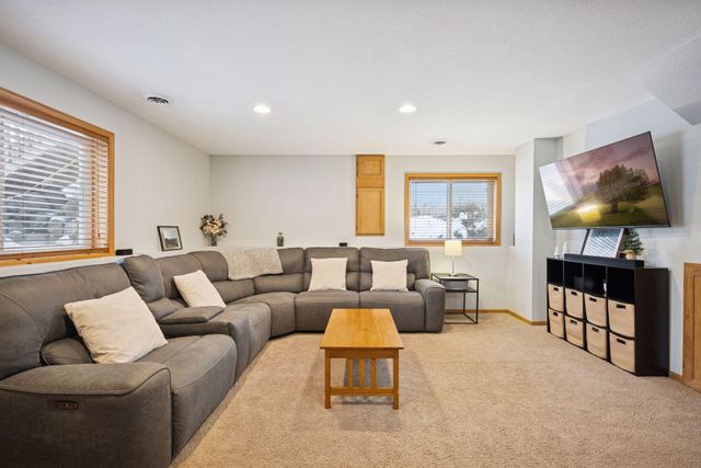 225 18th Avenue SE, Saint Joseph, MN 56374