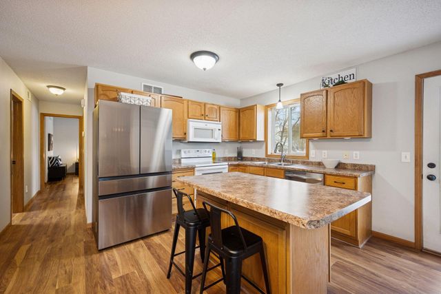 225 18th Avenue SE, Saint Joseph, MN 56374