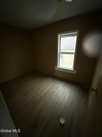 10 E Green Street, Johnstown, NY 12095