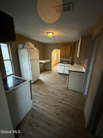 10 E Green Street, Johnstown, NY 12095