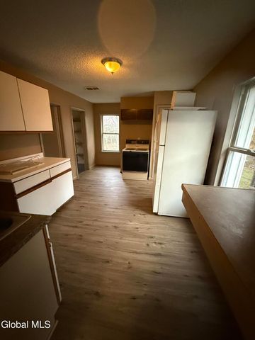 10 E Green Street, Johnstown, NY 12095